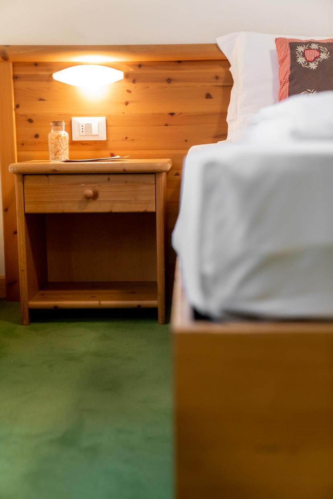 Hotel Al Sole Mountain Chic Folgaria Pokoj fotografie
